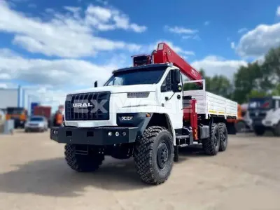 Бортовой УРАЛ 4320 с КМУ HORYONG HRS216