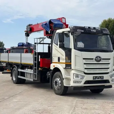 Бортовой FAW J6L 4*2 с КМУ HORYONG HRS217