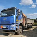 Бортовой FAW CA3310 с КМУ HANGIL HGC756 — фото с Авито